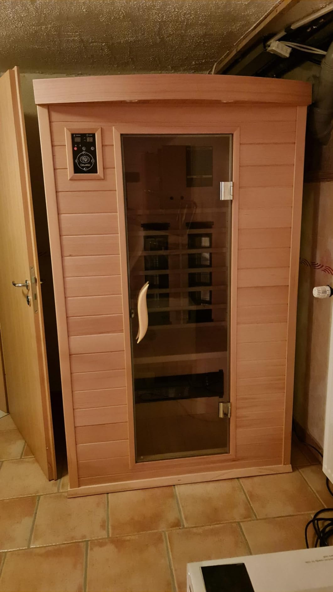 Solide Kabine für den Preis