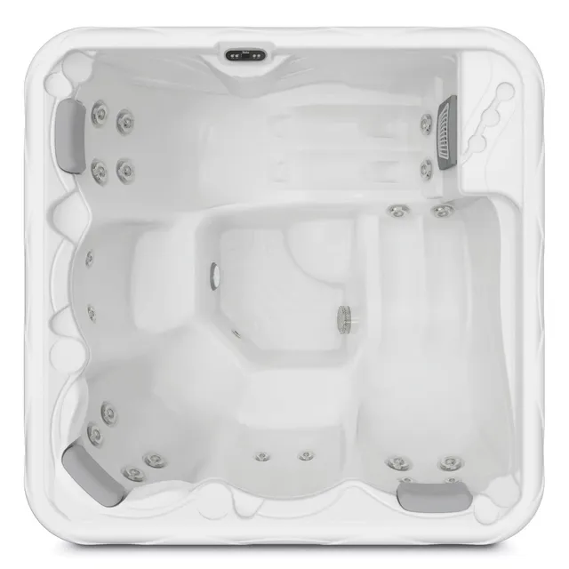 wellis-callisto-p-p-plug-play-outdoor-whirlpool image 1