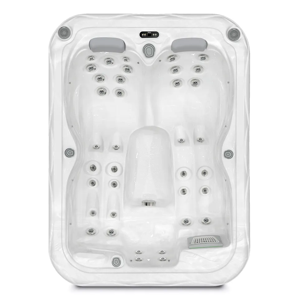 wellis-firenze-life-outdoor-whirlpool-citylife image 1